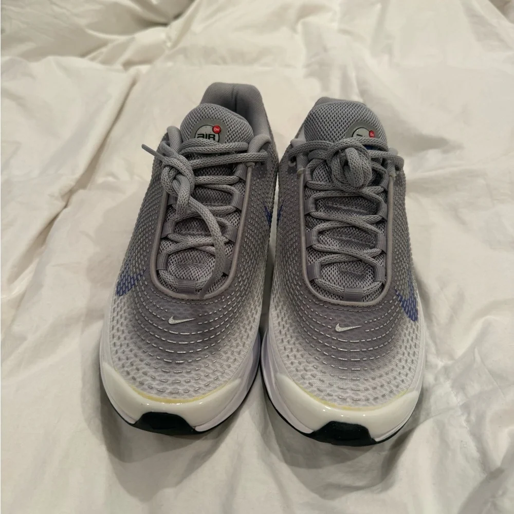 NIKE air max women’s size 9.5 - Picture 2 of 6